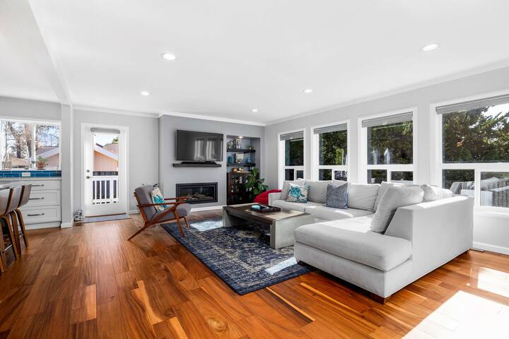 Spacious House in Walking Distance to the Beach gallery image 5