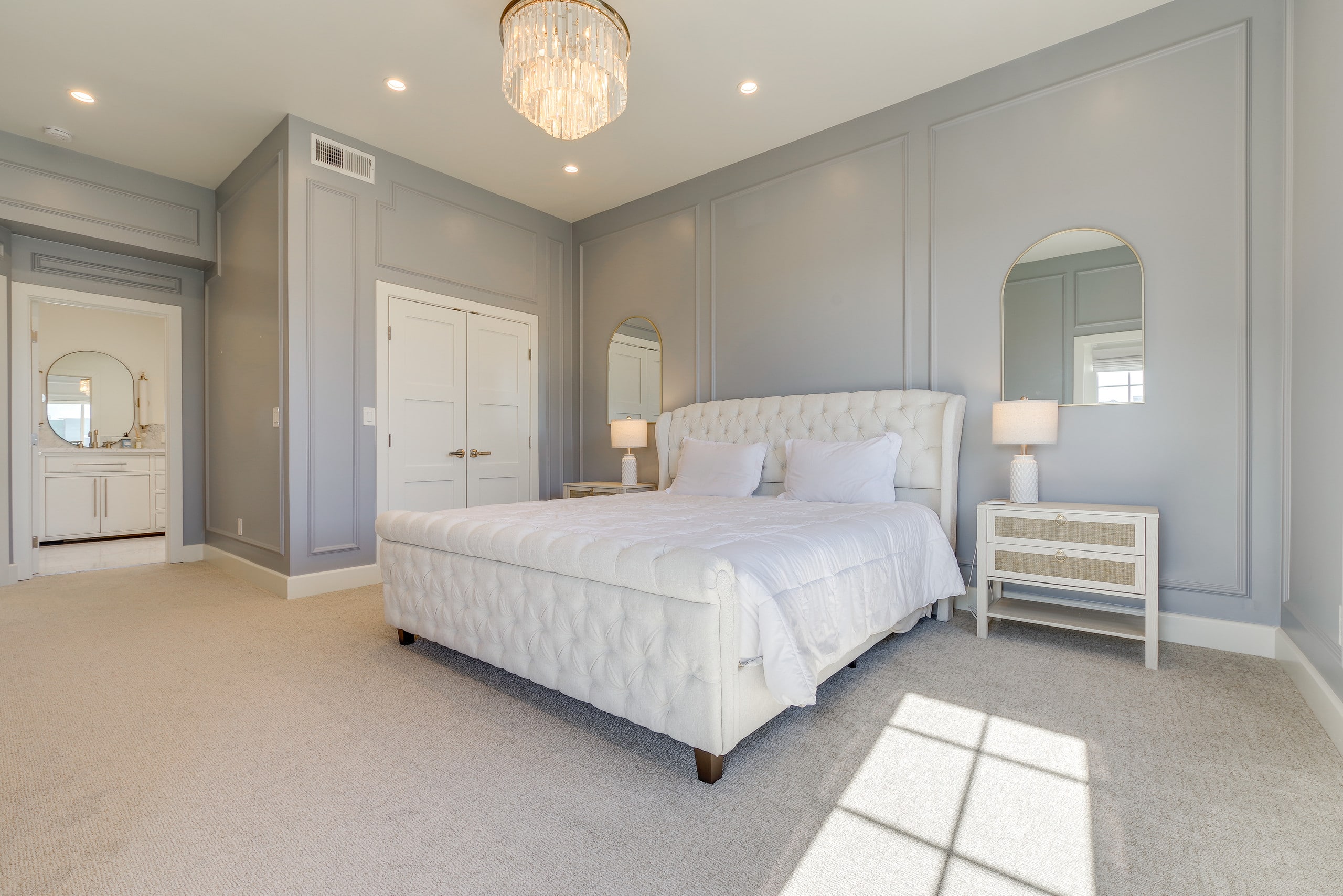 Home in San Francisco · ★4.8 · 4 bedrooms · 4 beds · 3 baths - Image 14