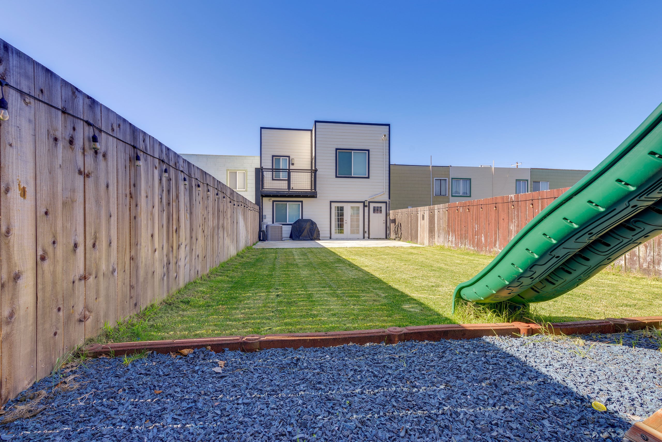 Home in San Francisco · ★4.8 · 4 bedrooms · 4 beds · 3 baths - Image 26