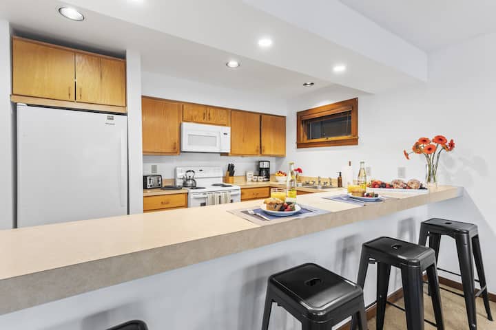 Abode At Sundance, Spacious & Cozy, Walk To Lift - Jackson, WY