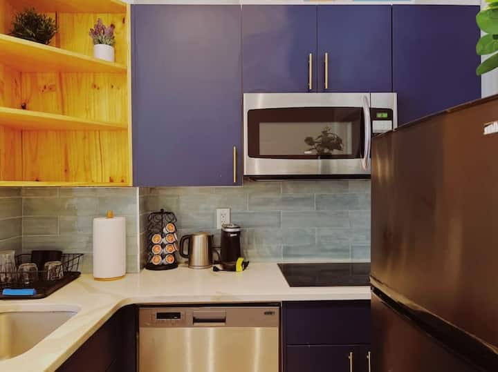 Ramblei Near Rittenhouse Square | Studio 1f (New) - Philadelphia, PA