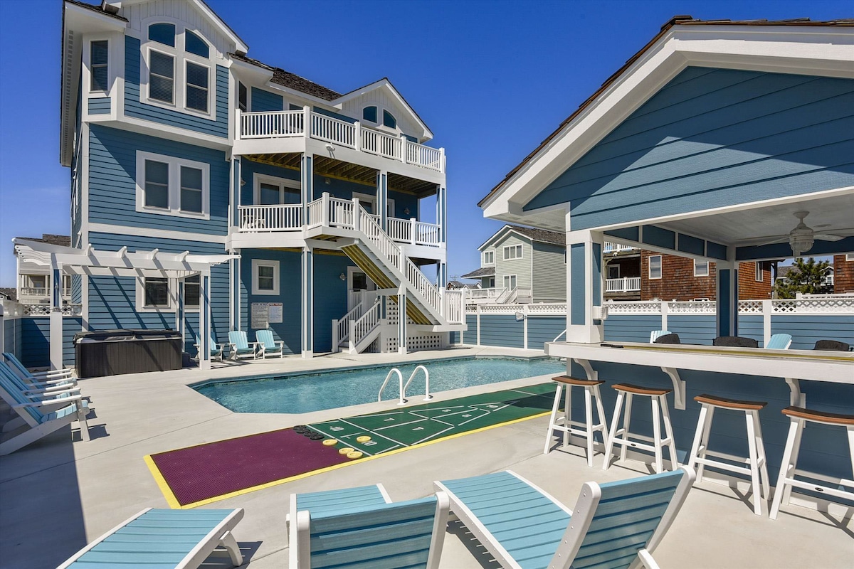 Nags Head Retreat w/ Pool, Hot Tub & Theater