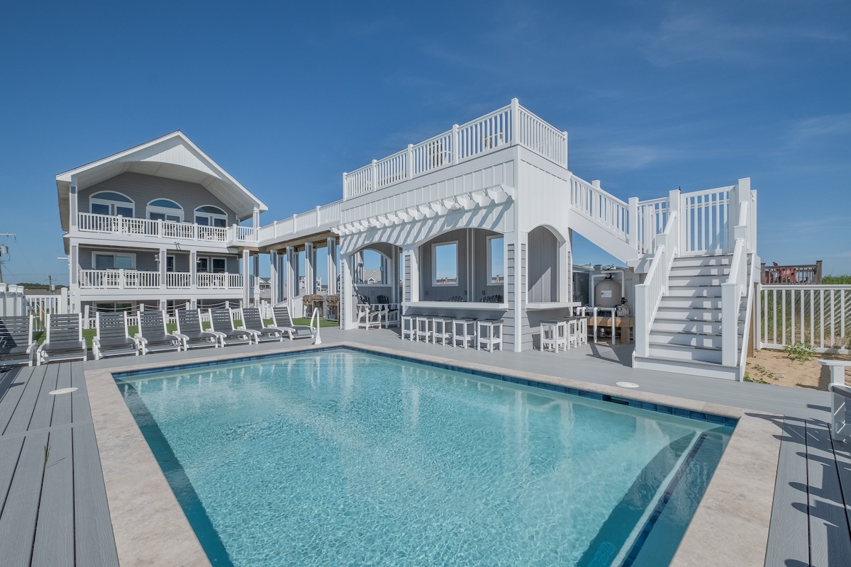 Luxury Oceanfront Retreat | Sleeps 40
