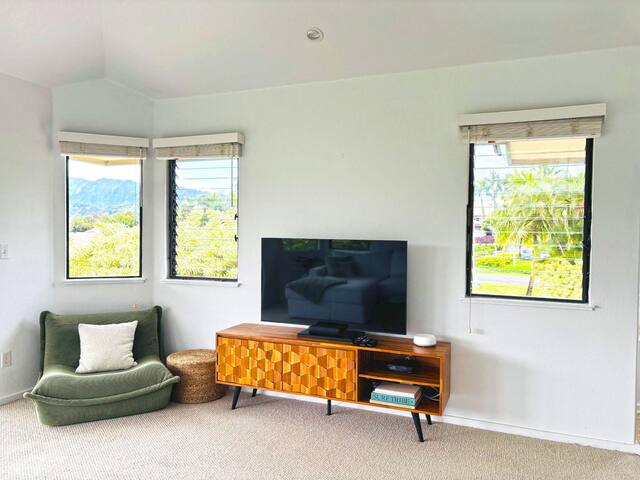 Hanalei Bay Villas 19, mountain & distant bay view gallery image 4