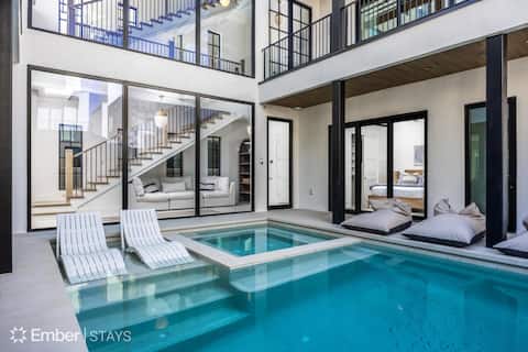 The Cove at Desert Color (by Ember Stays)