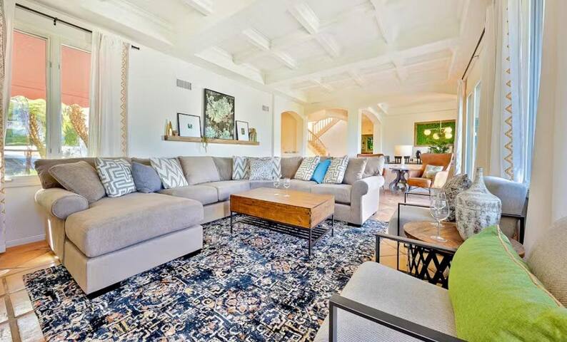 Last Minute Deals/A/C/Hot Tub/Close to All gallery image 5