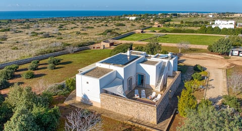 Superior villa w/ fantastic sea view & little pool