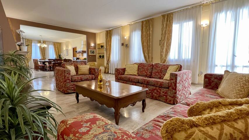 Apartment Bovolo Terrace St. Mark gallery image 2