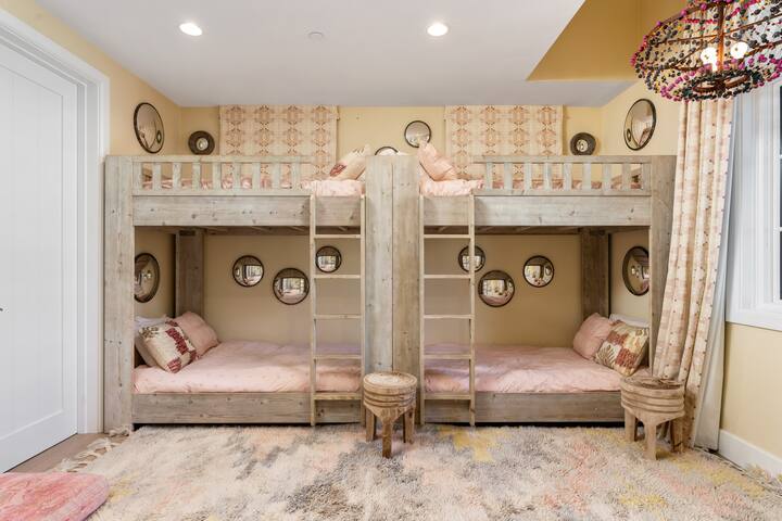 Makuuhuone 3 kerrosta