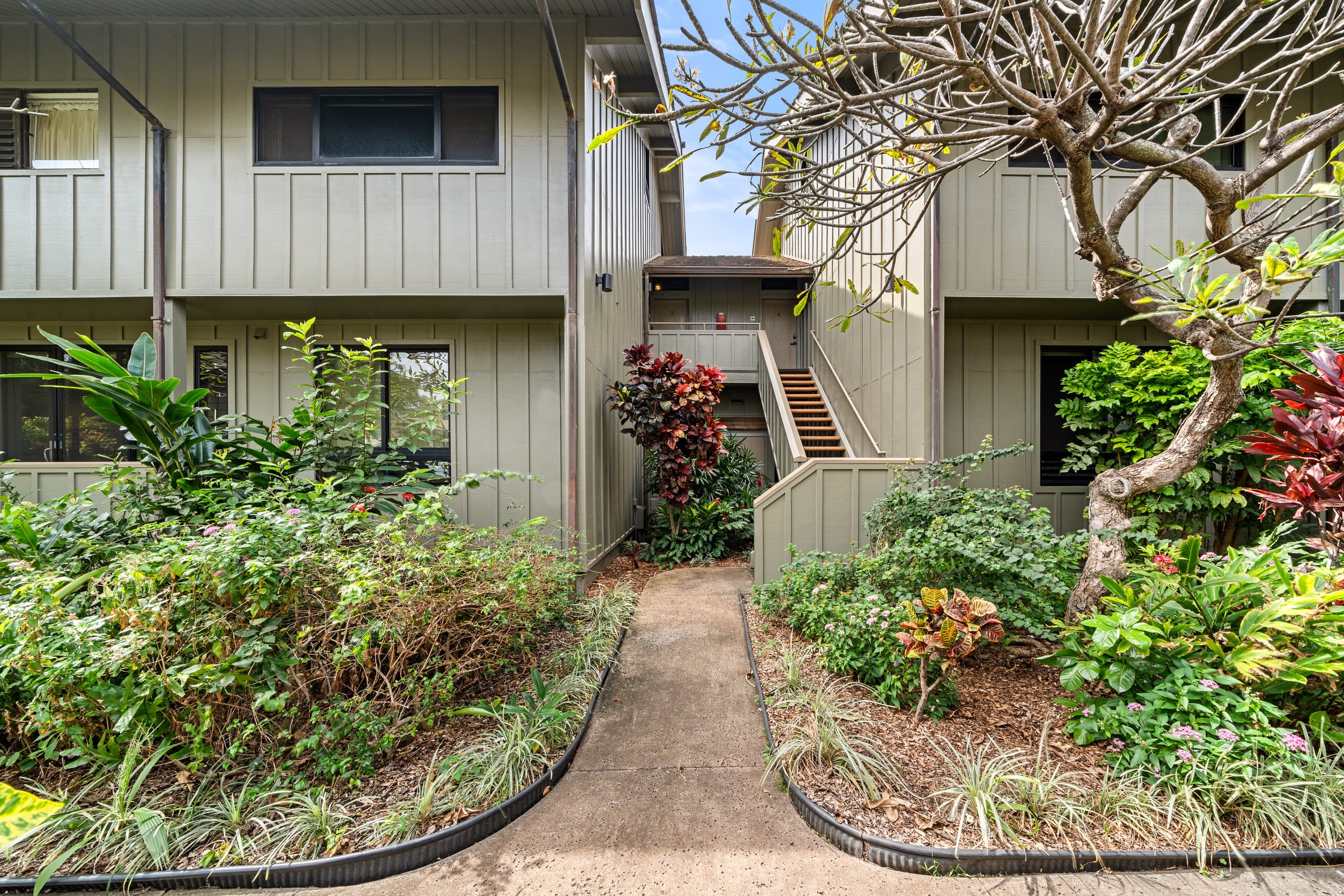 Condo in Lahaina · ★5.0 · 2 bedrooms · 4 beds · 2 baths - Image 31