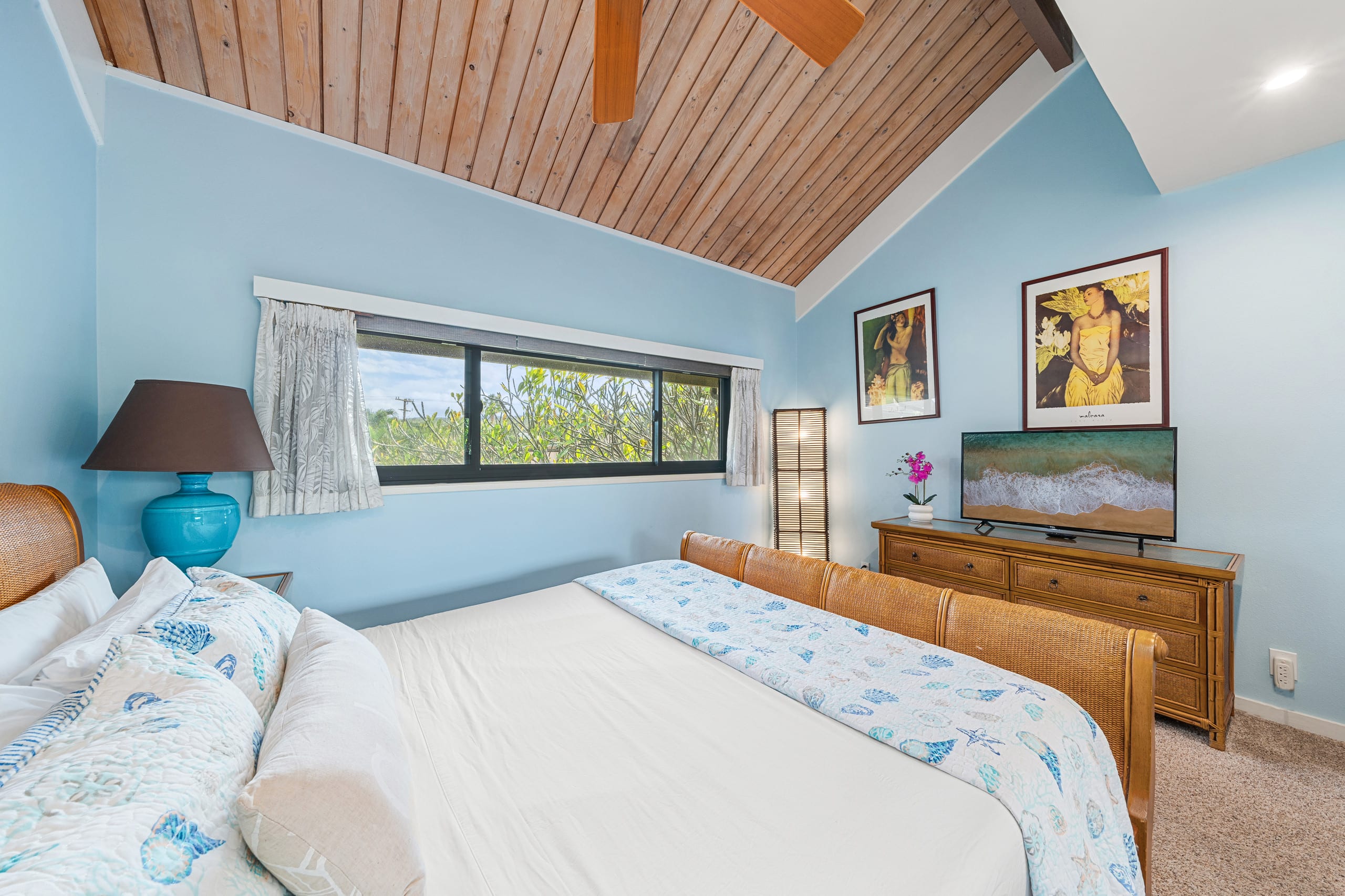 Condo in Lahaina · ★5.0 · 2 bedrooms · 4 beds · 2 baths - Image 12