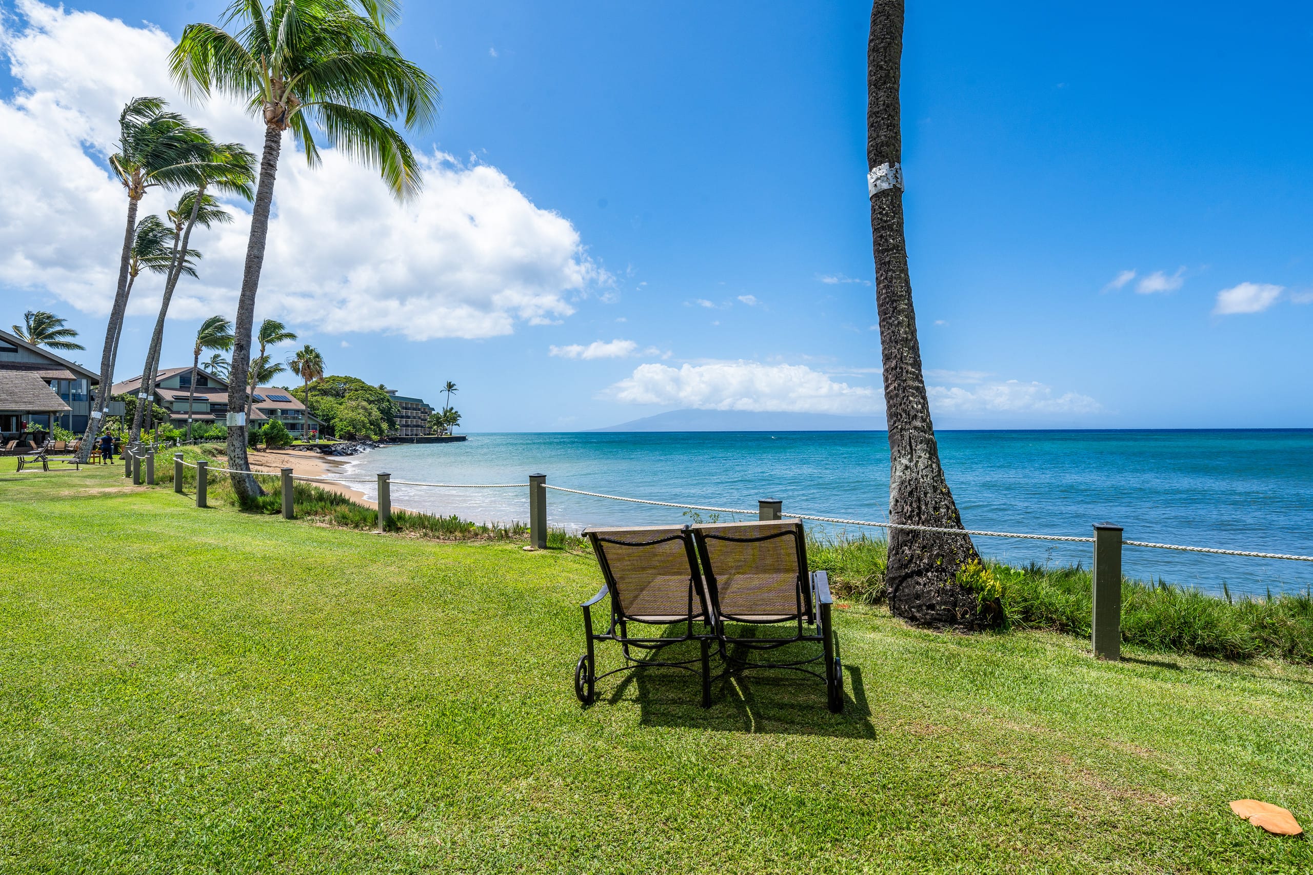 Condo in Lahaina · ★5.0 · 2 bedrooms · 4 beds · 2 baths - Image 43