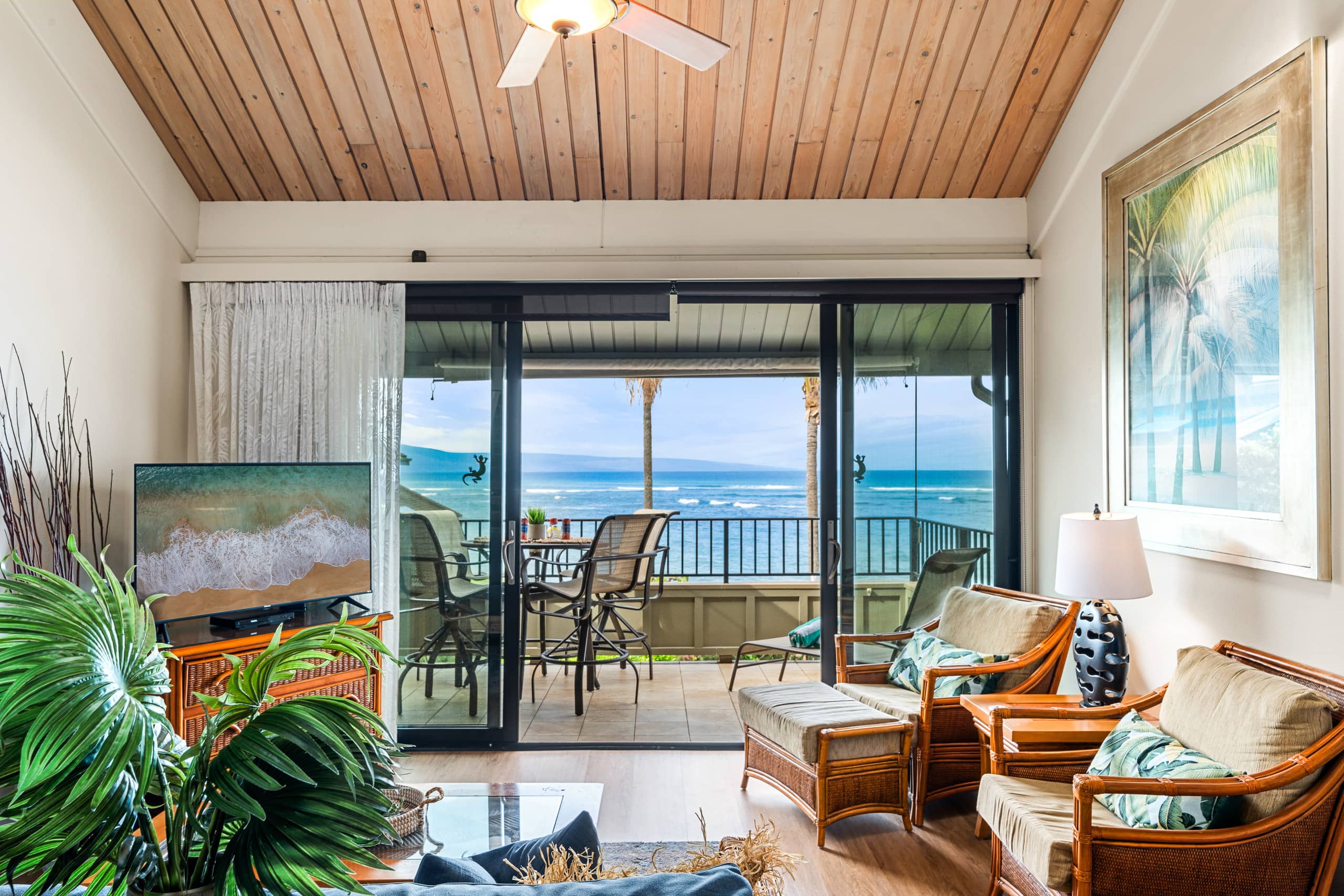 Condo in Lahaina · ★5.0 · 2 bedrooms · 4 beds · 2 baths - Image 4