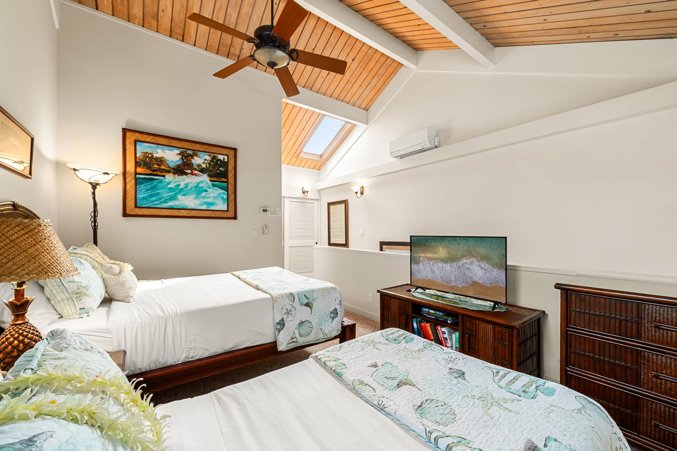 Condo in Lahaina · ★5.0 · 2 bedrooms · 4 beds · 2 baths - Image 17