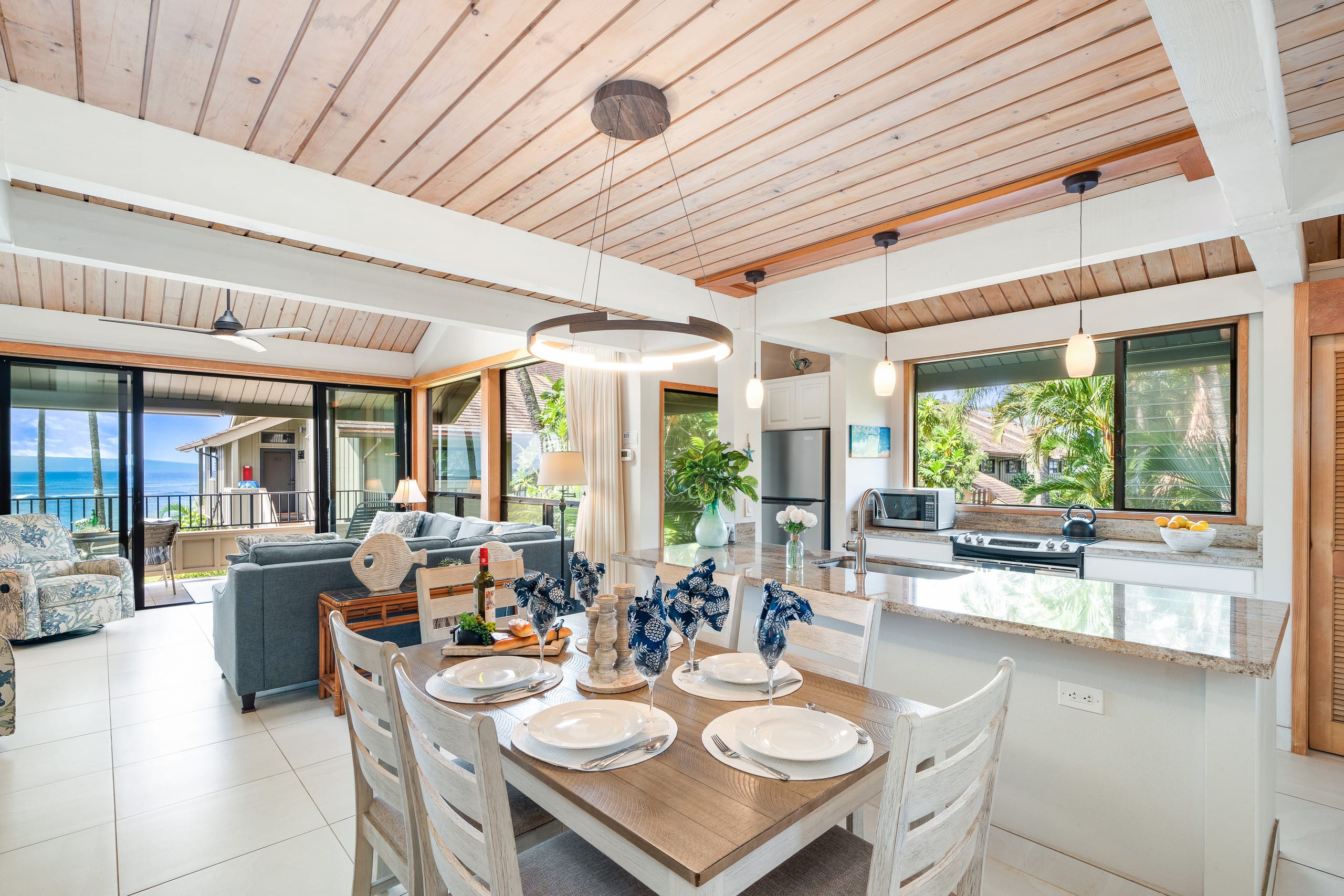 Condo in Lahaina · ★4.94 · 2 bedrooms · 4 beds · 2 baths - Image 8