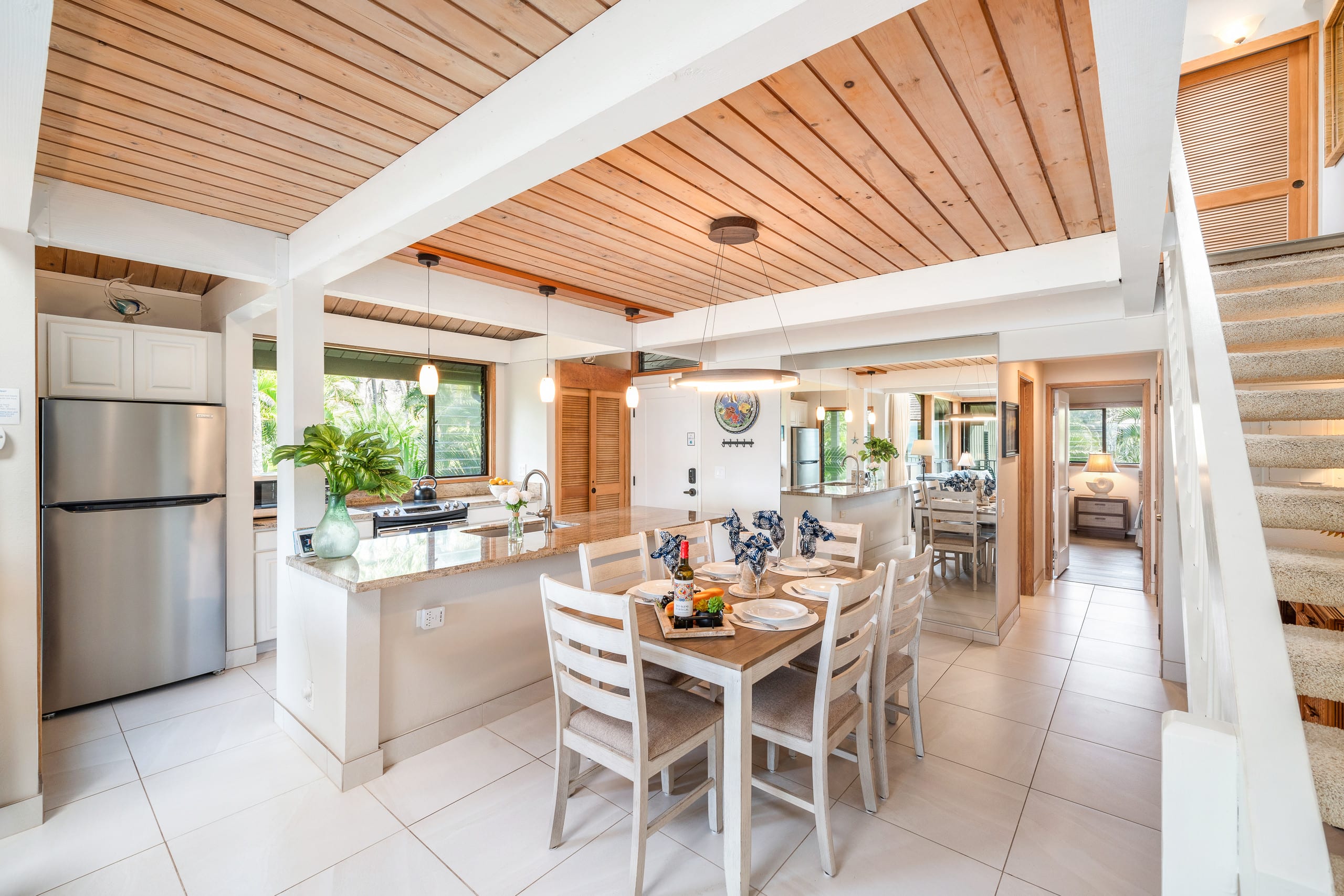 Condo in Lahaina · ★4.94 · 2 bedrooms · 4 beds · 2 baths - Image 9