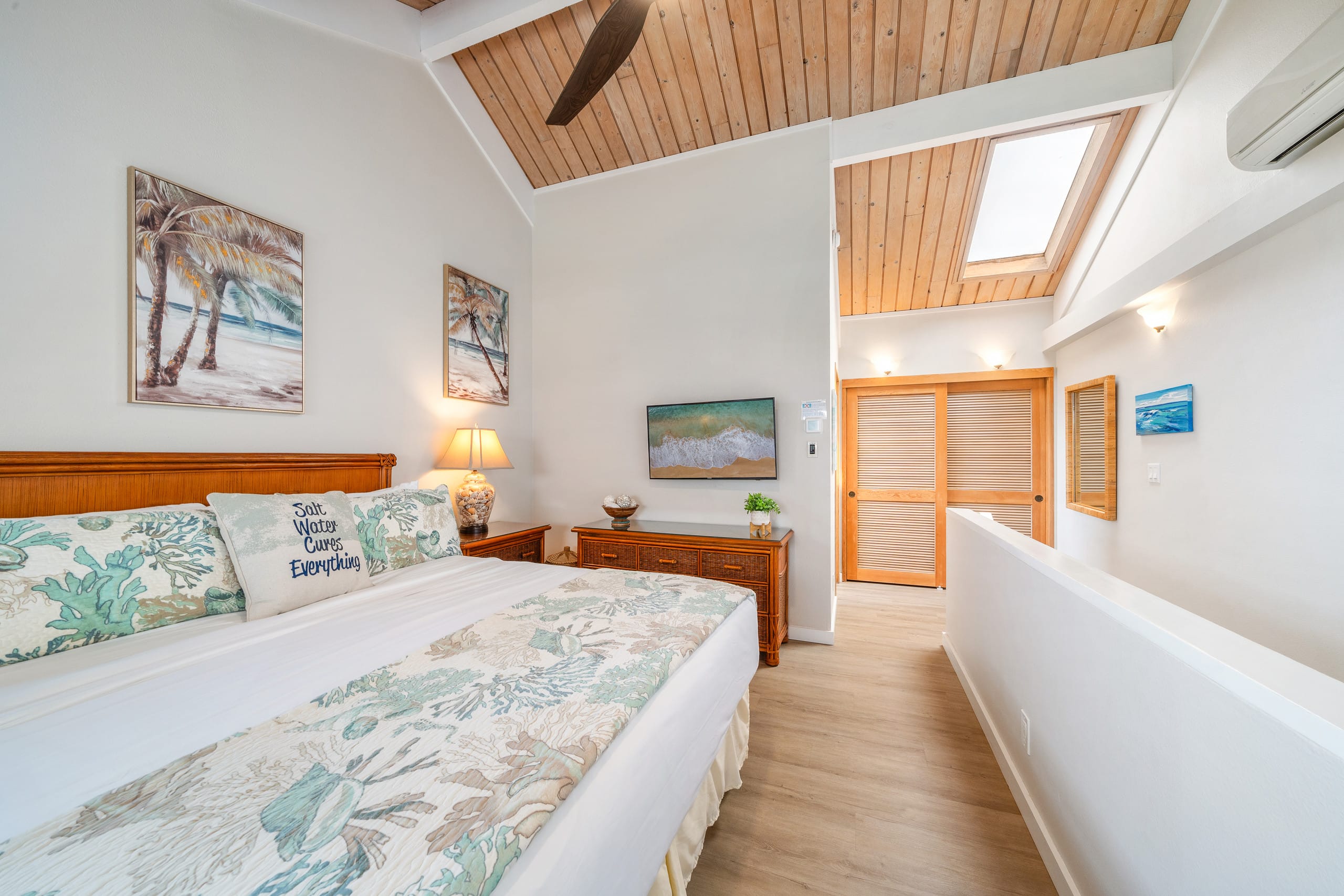 Condo in Lahaina · ★4.94 · 2 bedrooms · 4 beds · 2 baths - Image 12