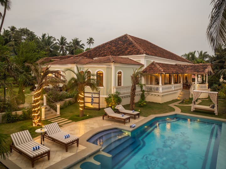 Exterior: Property