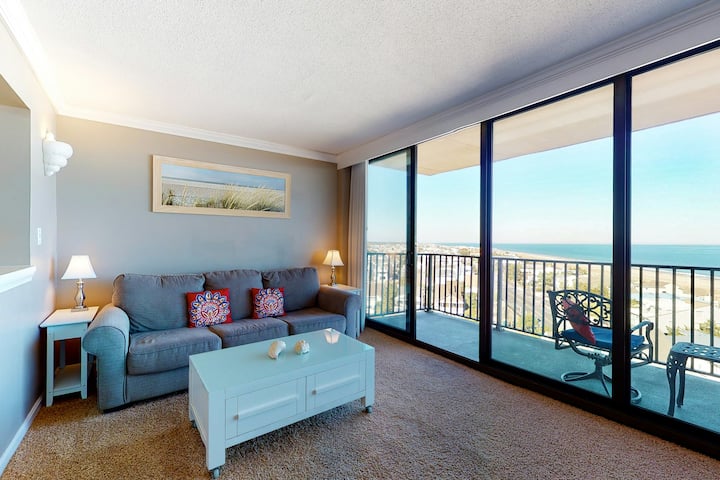 Oceanfront Sea Colony Condo: Beach Gym & Views - Bethany Beach, DE