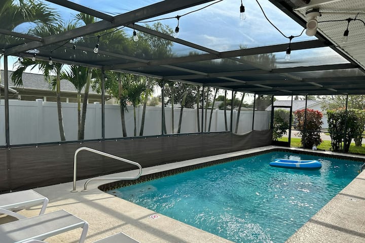Updated Home Near Beach With Heated Pool, Lanai, W - Anna Maria Island, FL