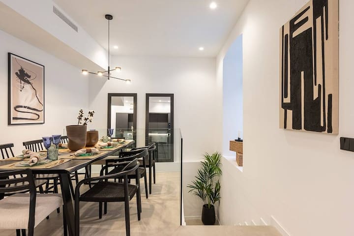 Glamurous duplex design gallery image 3