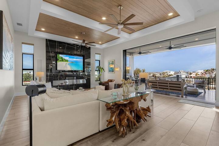 749 New Luxury 7BR Oasis w/ Dock, Pool & Gulf View