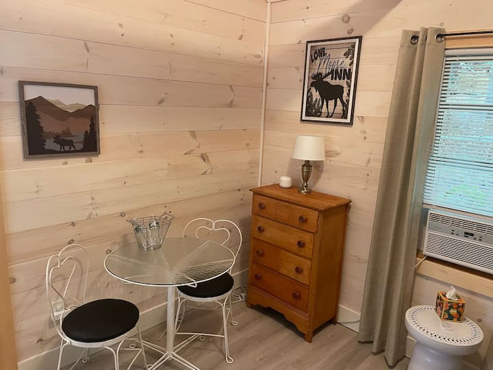 بيت من طابقين منفصلين