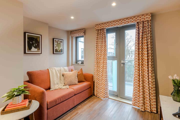 City Escape | Chic & Contemporary Apartment - Bristol