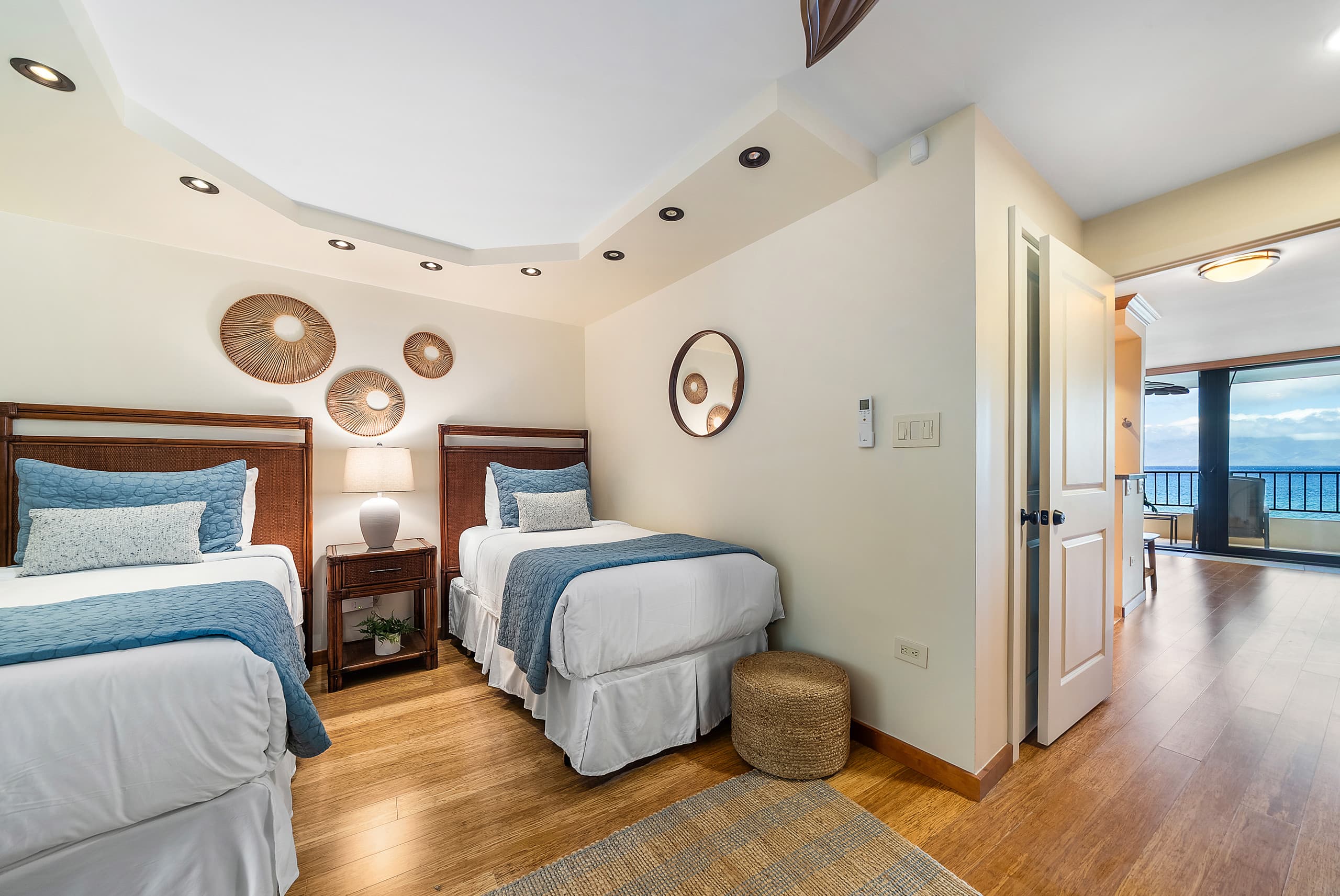 Condo in Lahaina · ★4.89 · 2 bedrooms · 3 beds · 2 baths - Image 28