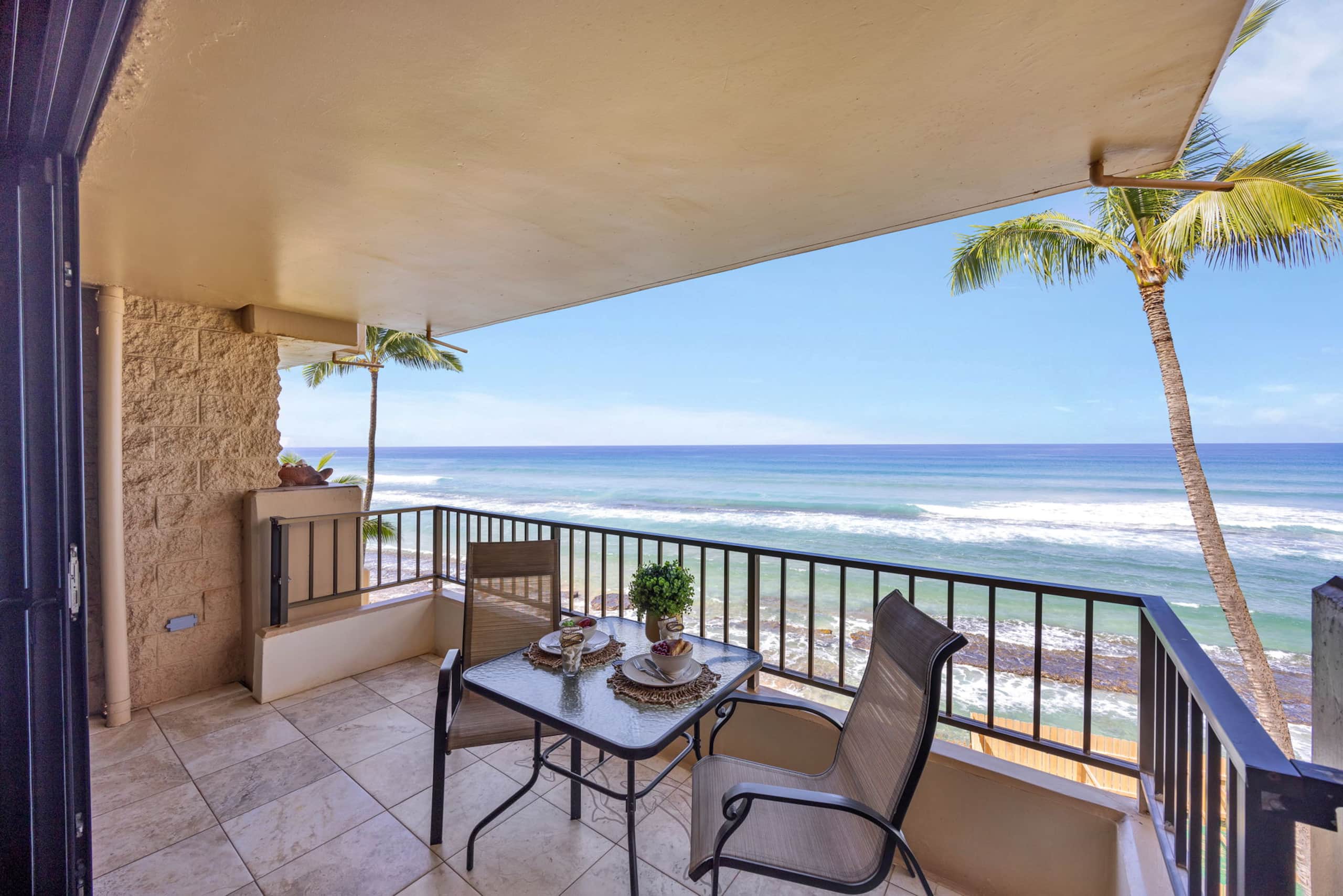 Condo in Lahaina · ★4.89 · 2 bedrooms · 3 beds · 2 baths - Image 39