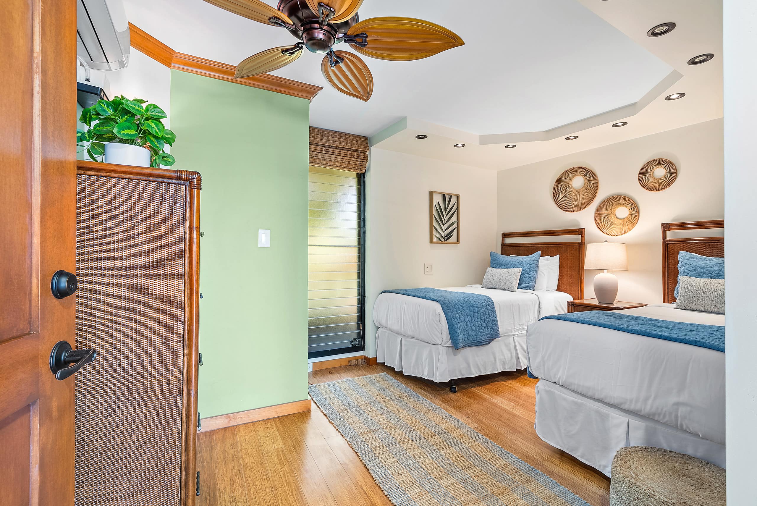 Condo in Lahaina · ★4.89 · 2 bedrooms · 3 beds · 2 baths - Image 25