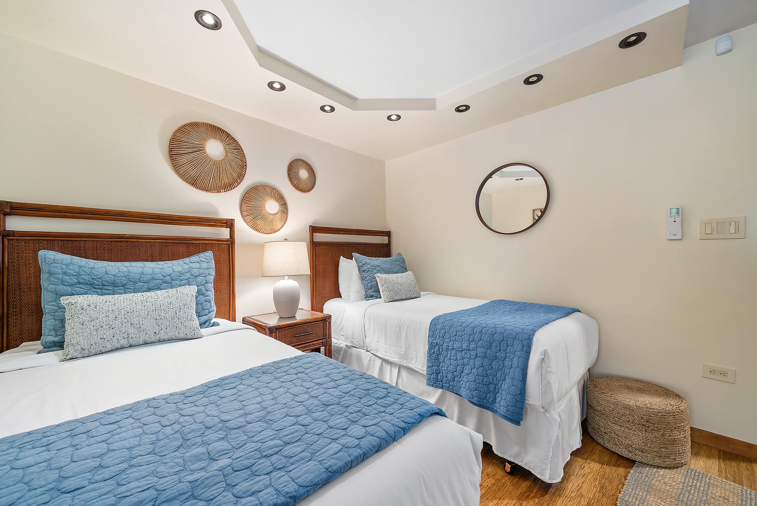 Condo in Lahaina · ★4.89 · 2 bedrooms · 3 beds · 2 baths - Image 23