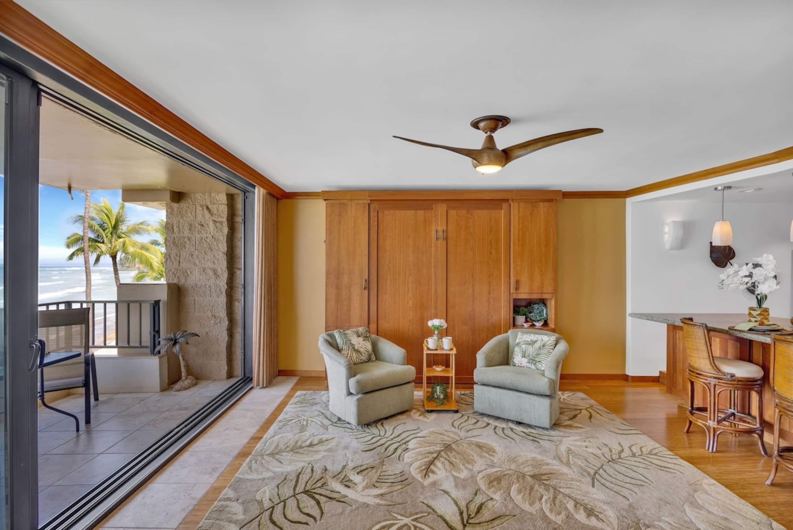 Condo in Lahaina · ★4.89 · 2 bedrooms · 3 beds · 2 baths - Image 2