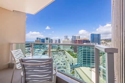 Stunning Ala Moana Studio Balcony 2029