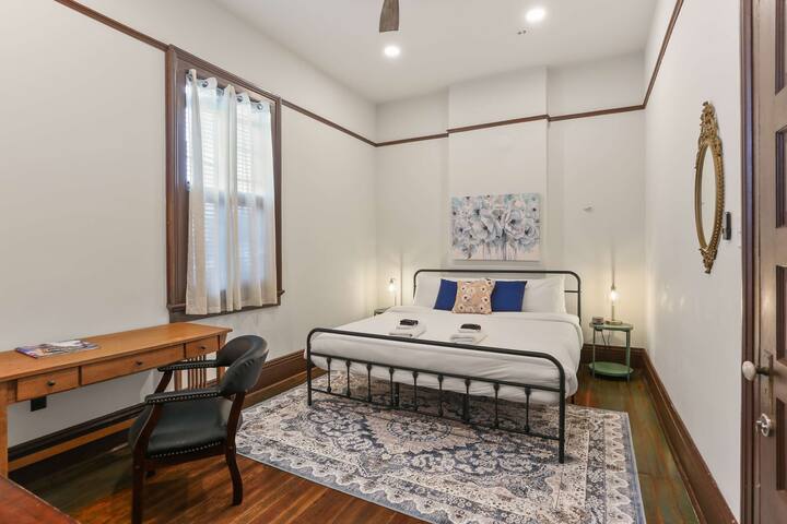 Site 61 Historic Guesthouse – 9 Rooms, 13 Beds gallery image 2