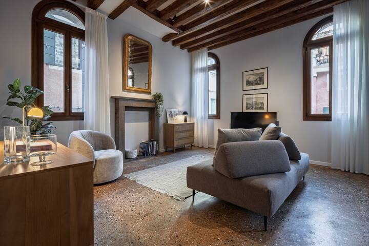 Ca’ Vida Piano Nobile gallery image 2