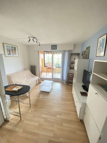 Agence Notre Dame managed Airbnb listing 3