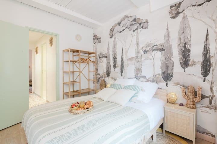 Klima-uređaj Spavaća soba s udobnim bračnim krevetom (140x190).