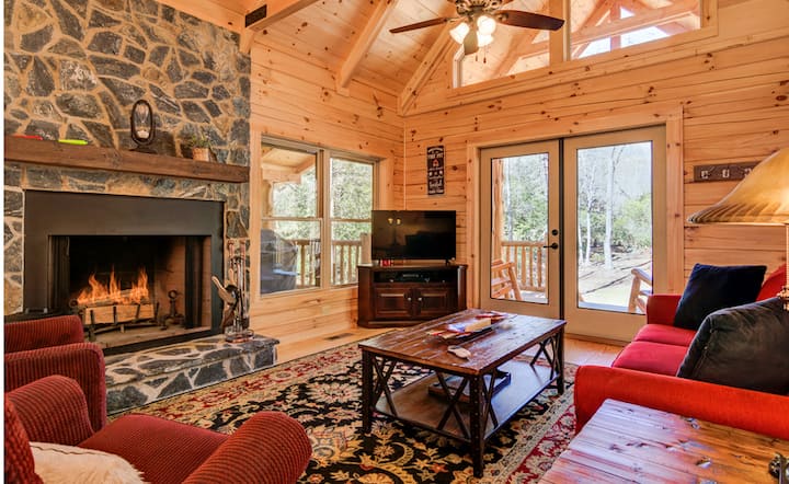 Hideaway katika High Rock Cabin Sebule