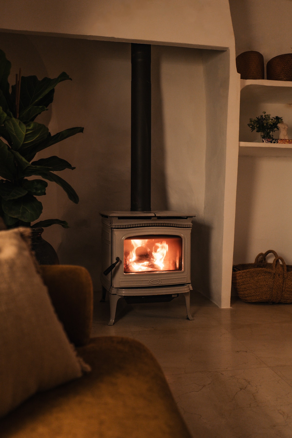 An Artful Townhouse with Mallorcan Soul 5