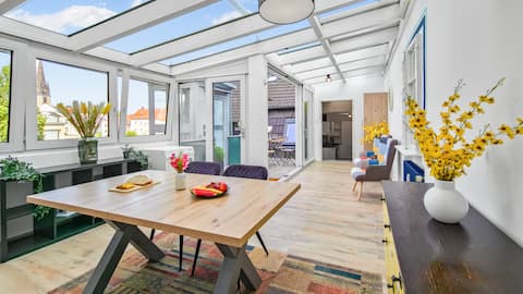 4 bedrooms, sunroom, terrace, parking