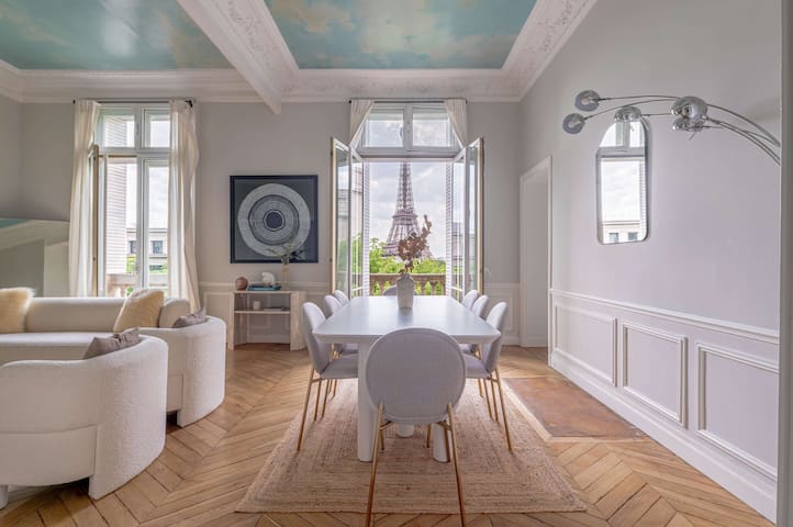 Trocadero Gem 4BED/8P