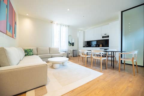 Chic Flat with AC in Outskirts - 1km from Paris