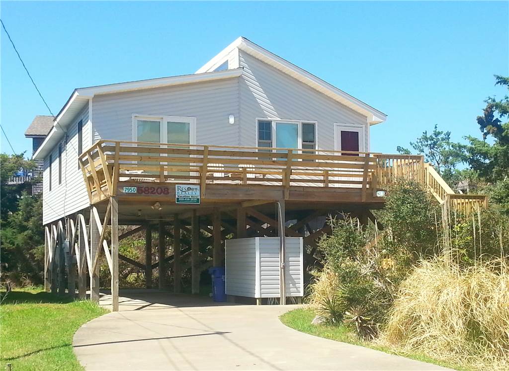 Coastal Hatteras Escape | Walk to Beach