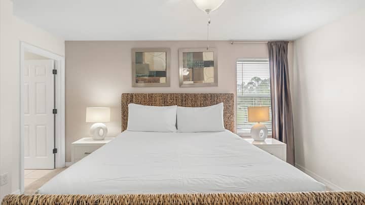 Суперголяма спалня със самостоятелна баня