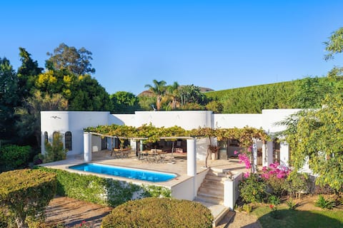 Luxury 4BR Villa | Pool, Vineyards & Tranquility