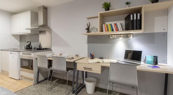 Student Only Studio With Modern Design - Derbyshire