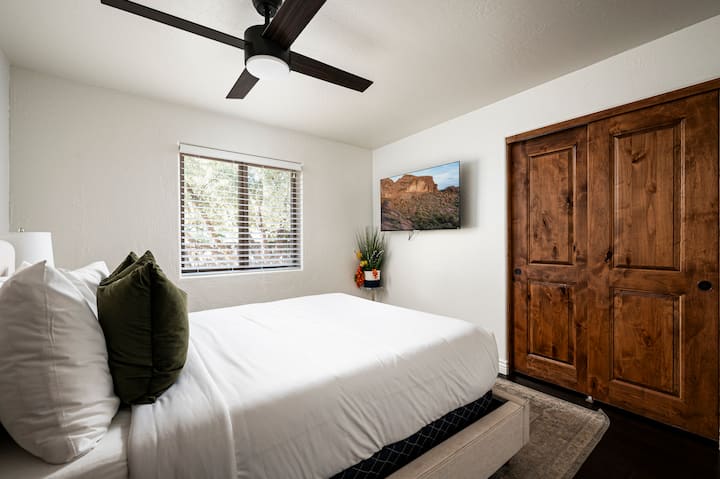 Spavaća soba br. 3 - bračni krevet (1,6x2)