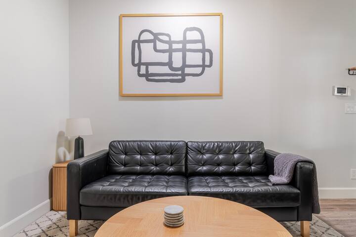 Blueground | Palo Alto, AC, w/d, nr art center gallery image 2