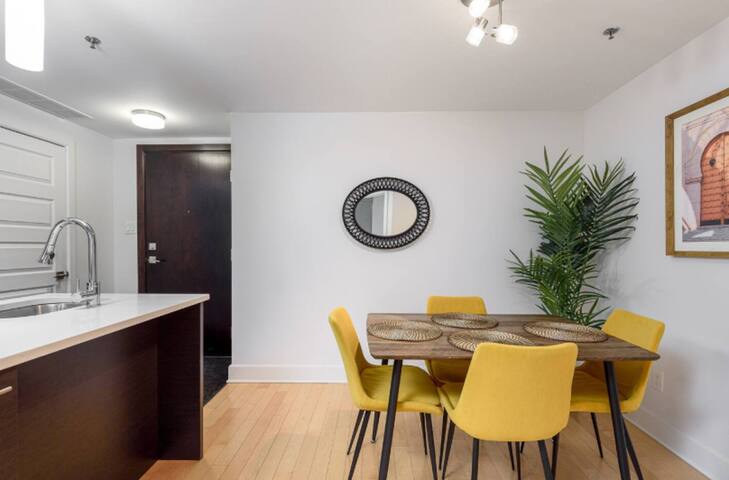 Delightful 2-BDR condo MTL gallery image 5